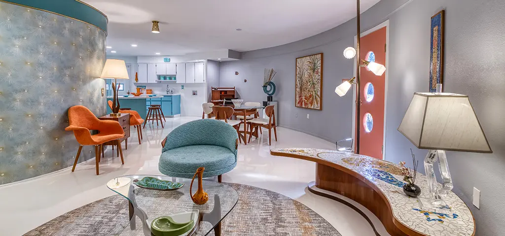 Mid-Century Round House Staging in Sarasota