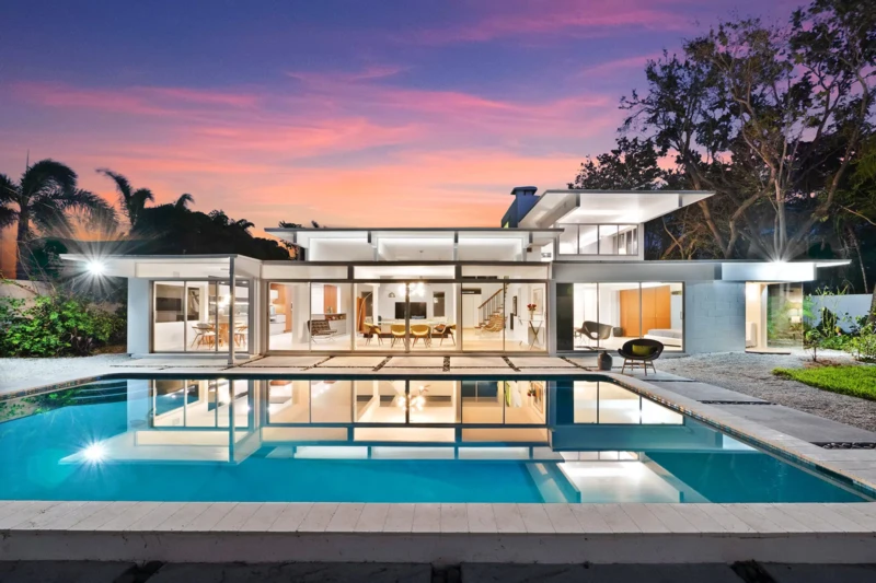 Mid-century modern home staging in Sarasota's Lido Shores neighborhood