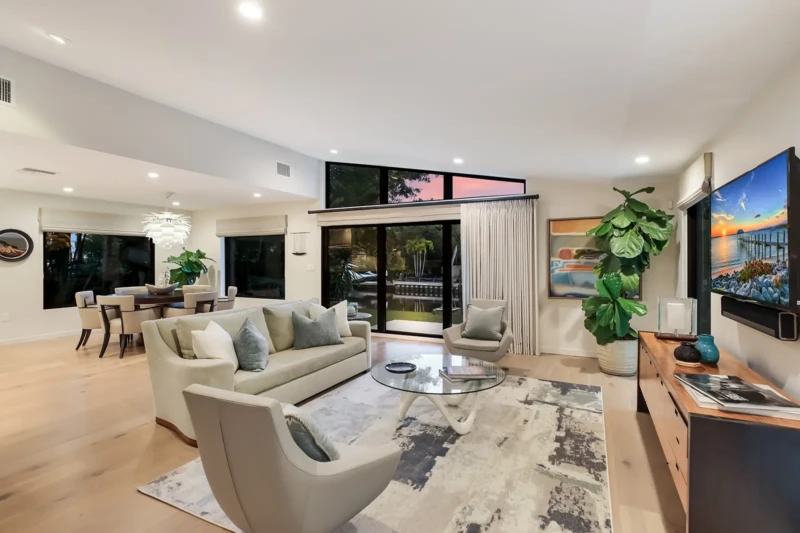 Modern Sarasota living room staging
