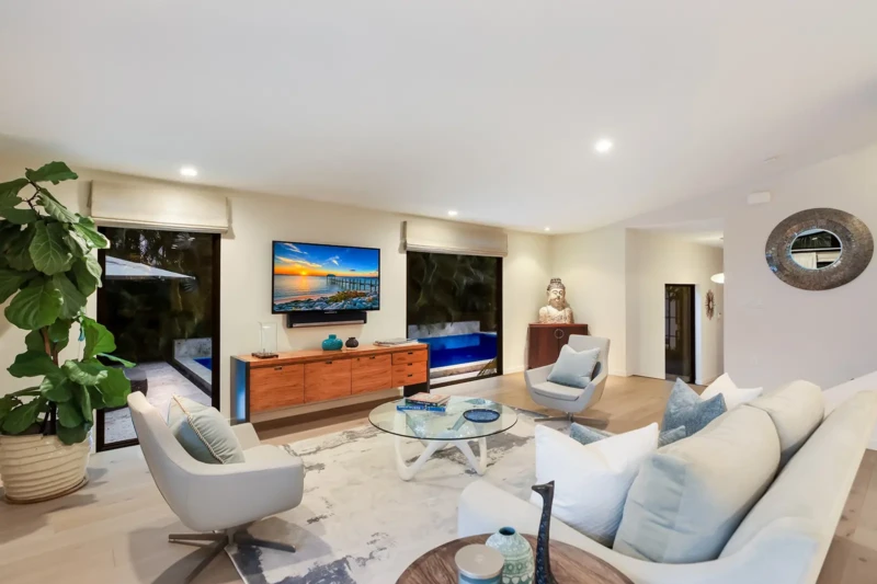 Modern luxury living room staging
